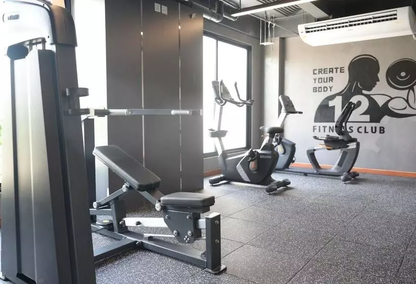 ホテル 12 The Residence