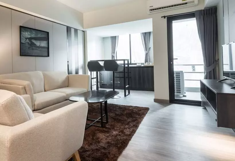 ホテル 12 The Residence