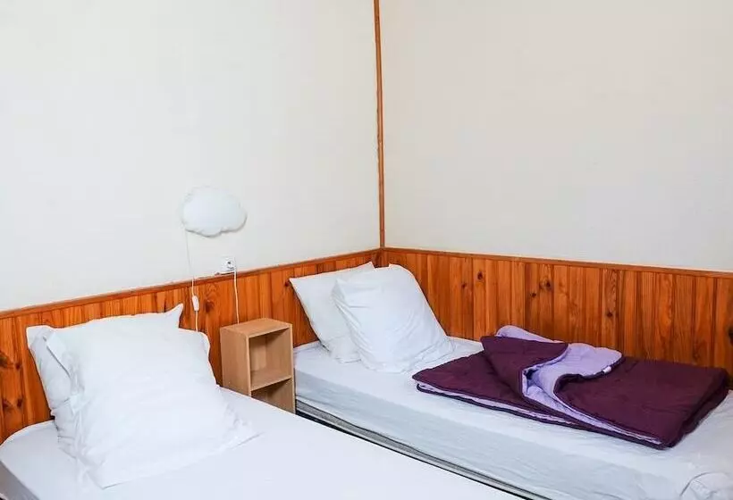 Hotelli Camping Lac De Villefort