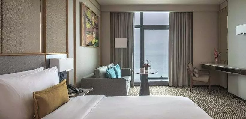 Fili Hotel At Nustar Cebu