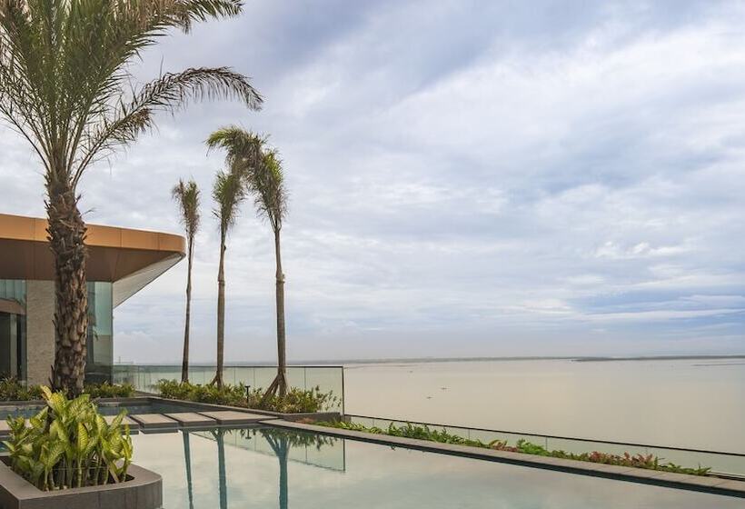 Fili Hotel At Nustar Cebu