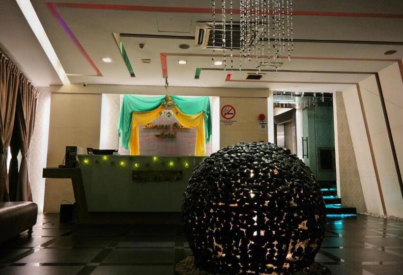 בית מלון כפרי Summer Oscar Boutique