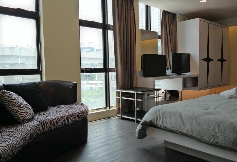 בית מלון כפרי Summer Oscar Boutique