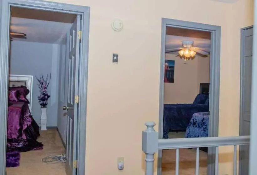 Hotelli Sweet Home Georgia Luxury