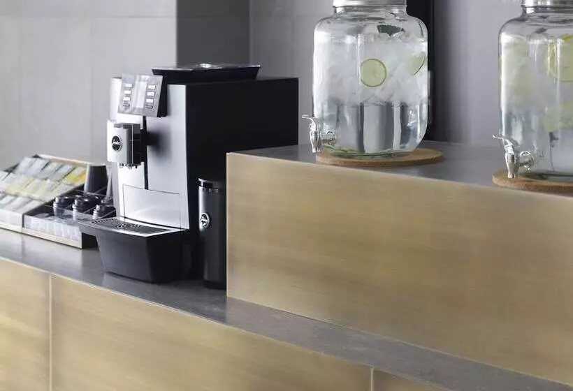 هتل The Leben Osaka