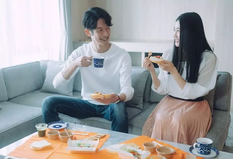 هتل The Leben Osaka