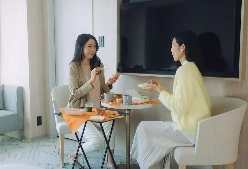 هتل The Leben Osaka