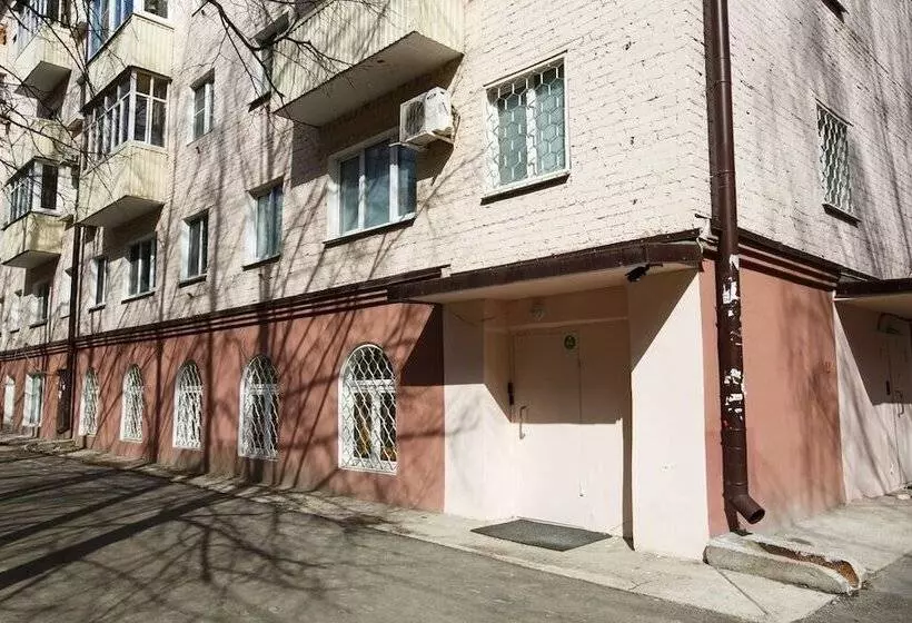 Ihostel