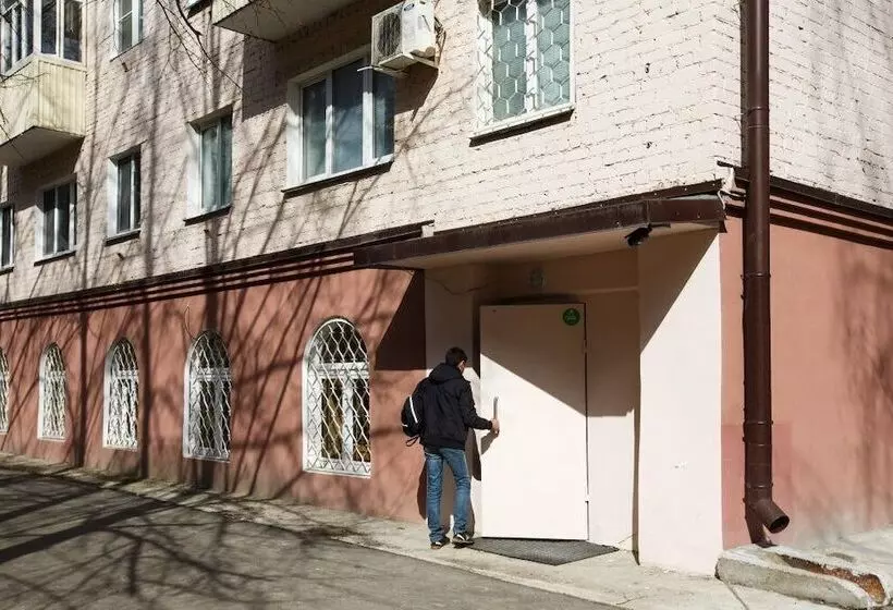 Ihostel