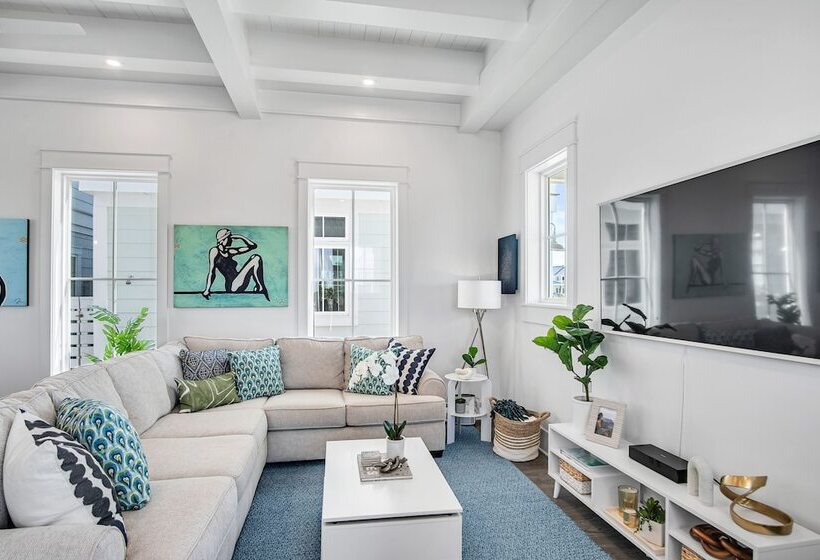 Isle Of Dogs 205 Fiv B