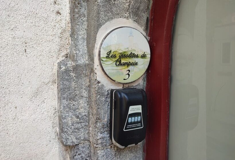 Les Insolites De Champeix