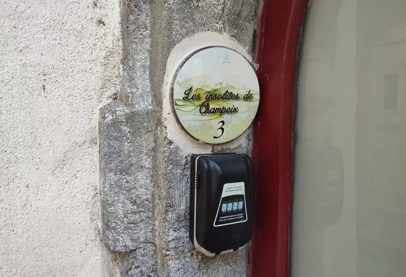 Les Insolites De Champeix