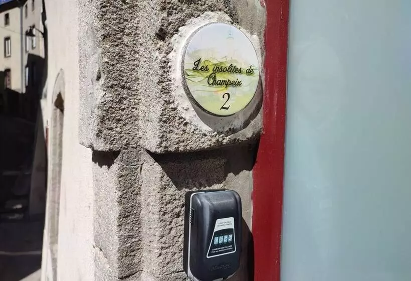 Les Insolites De Champeix