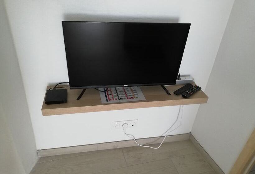 Les Insolites De Champeix