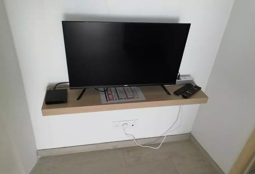 Les Insolites De Champeix