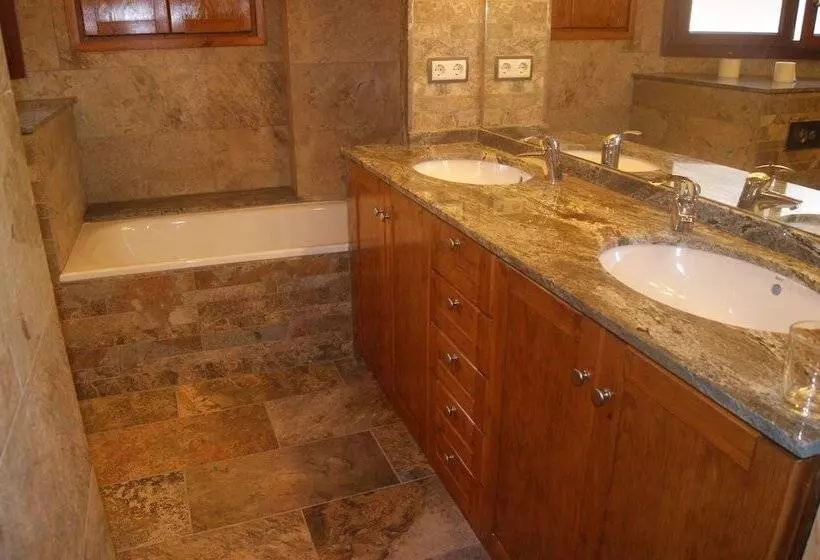 Majatalo Alpensholidays Ca La Celia