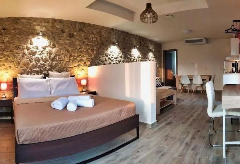 Majatalo Guesthouse Kastelia