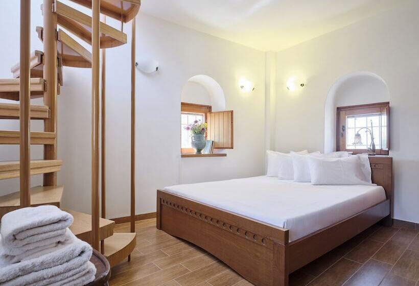 ペンション Petreas Tower