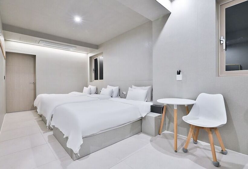 Shire Hotel Busan Station