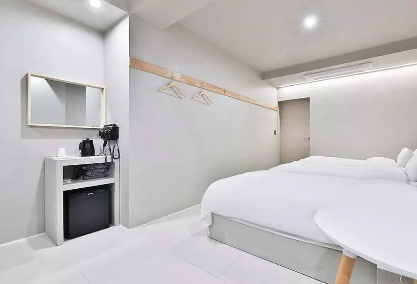 Shire Hotel Busan Station