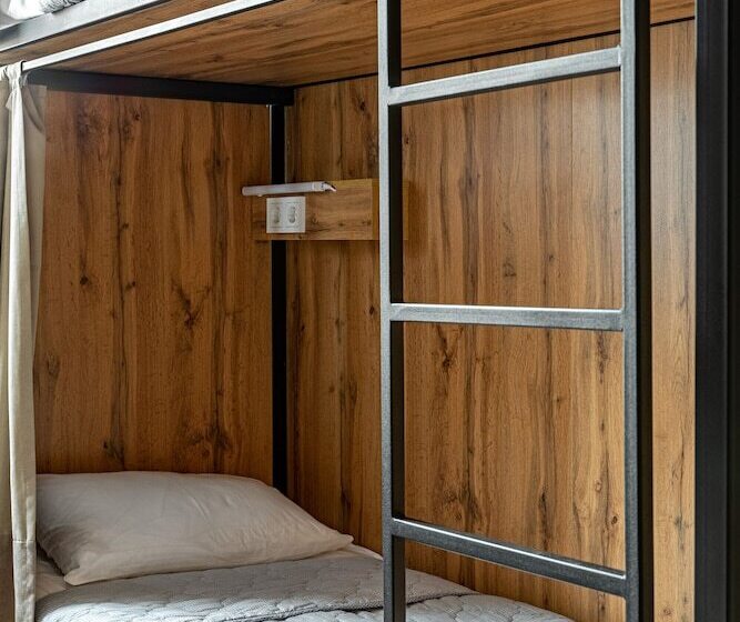 Tashayak Otel   Hostel