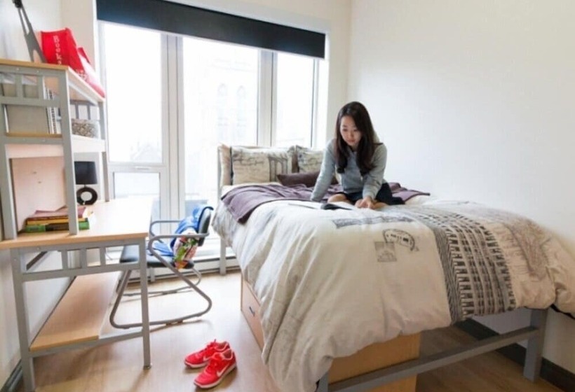 Общежитие Backpacker College @ Ec Lamarq