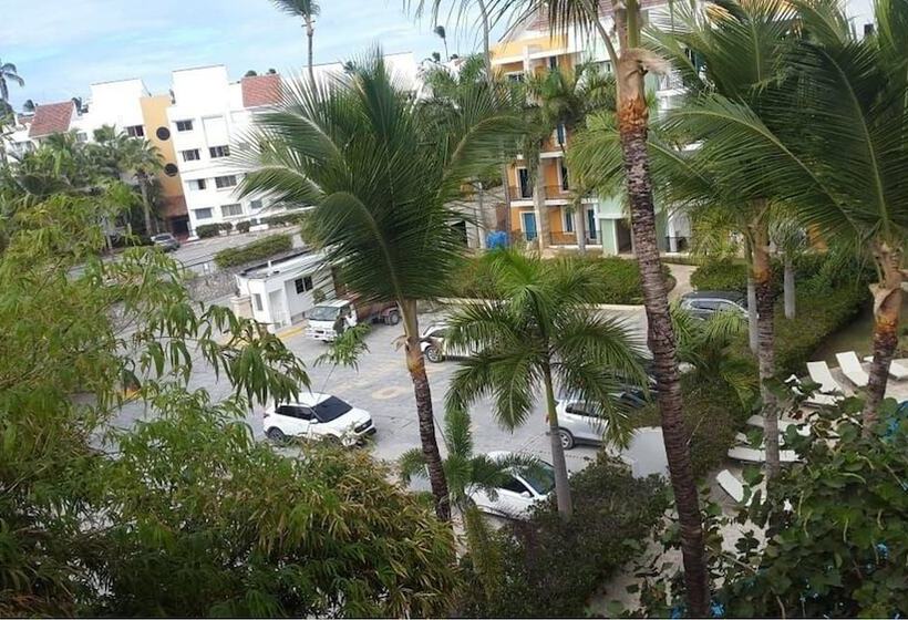 تختخواب و صبحانه Olas De Punta Cana