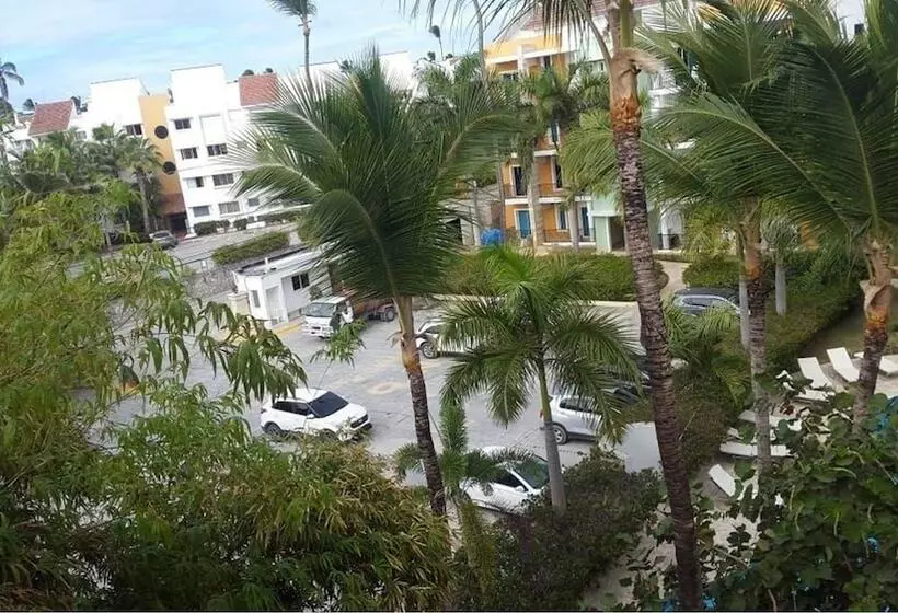 تختخواب و صبحانه Olas De Punta Cana