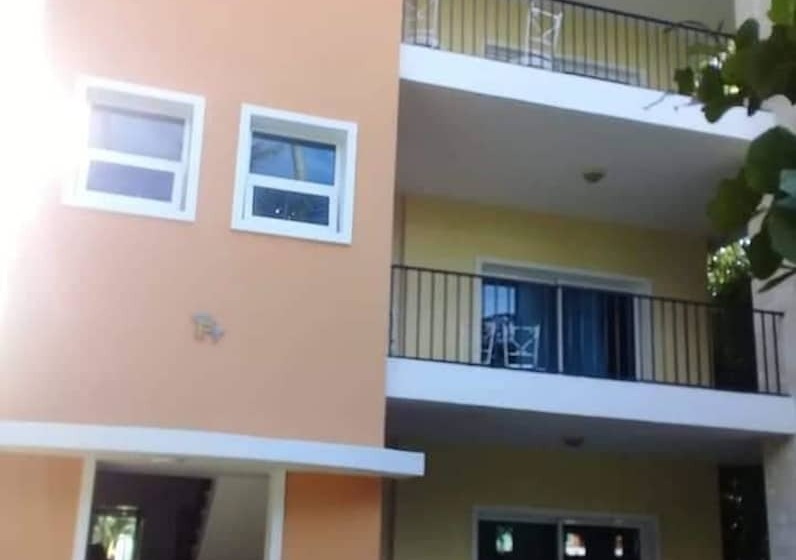 تختخواب و صبحانه Olas De Punta Cana