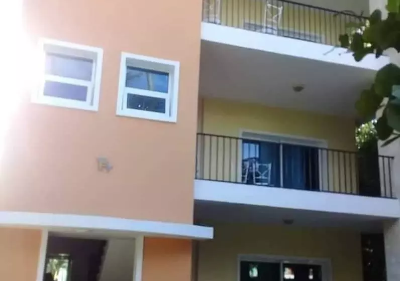 تختخواب و صبحانه Olas De Punta Cana