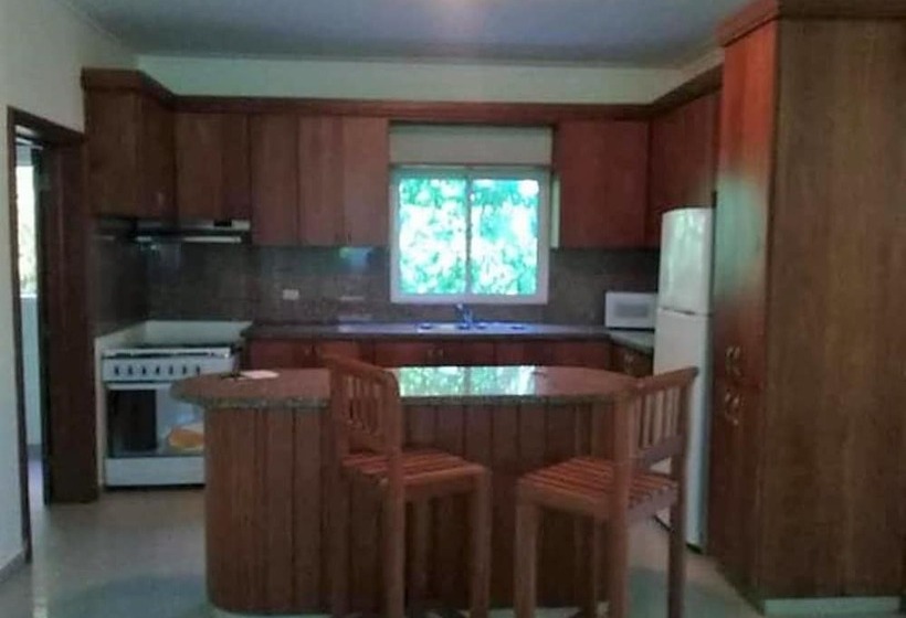 تختخواب و صبحانه Olas De Punta Cana