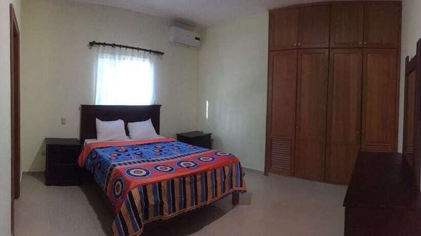 تختخواب و صبحانه Olas De Punta Cana