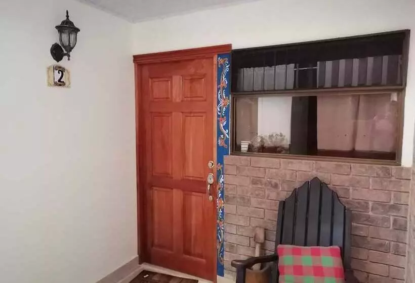 تختخواب و صبحانه Rancha Azul Inn
