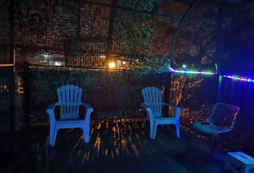 تختخواب و صبحانه Rancha Azul Inn