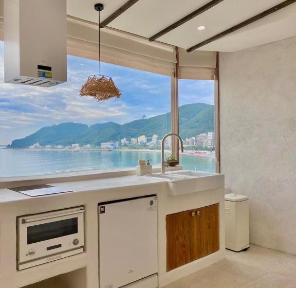 بنسيون Hoho House Songjeong