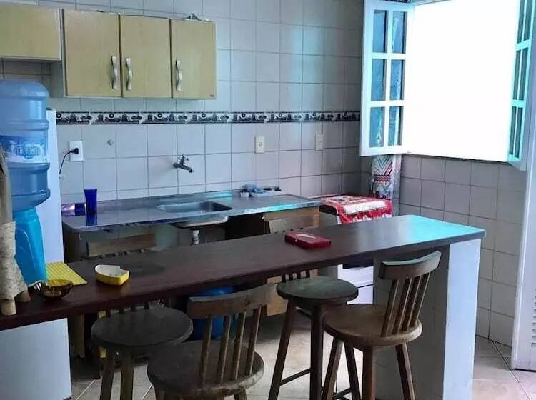 Hotelli Carnaval Inn