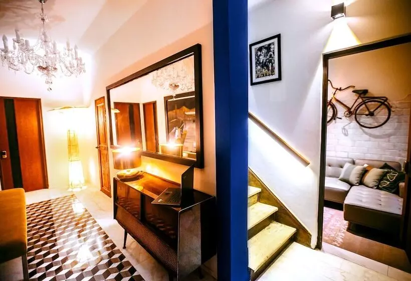 هتل Casa Azul