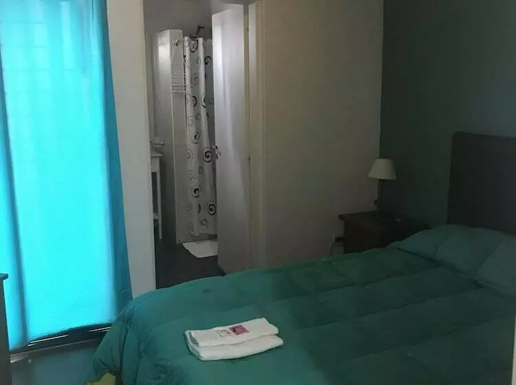 Hotelli Hostal Aguas Mansas