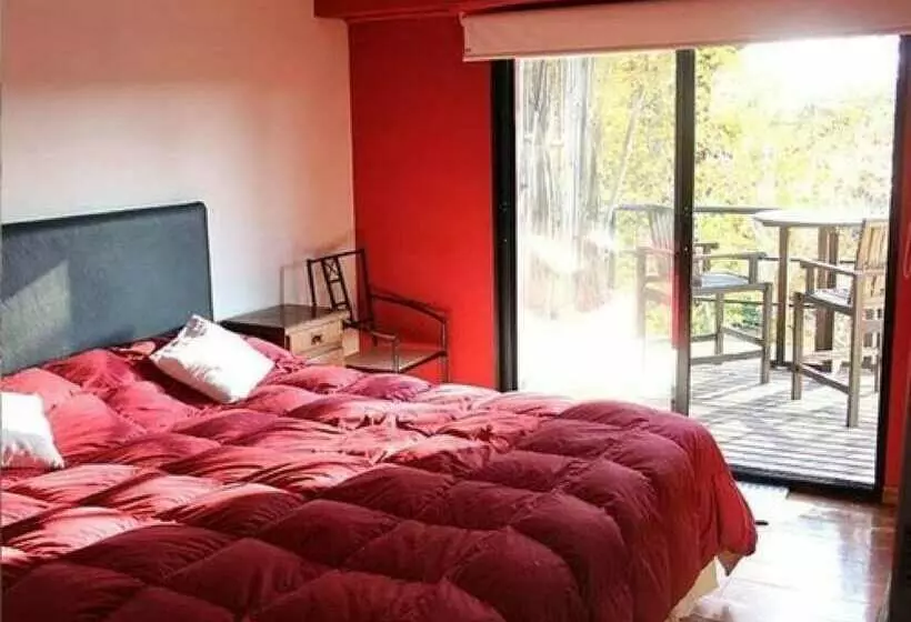 Hotelli Hostal Aguas Mansas