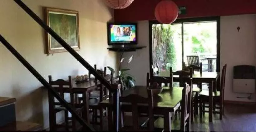 Hotelli Hostal Aguas Mansas