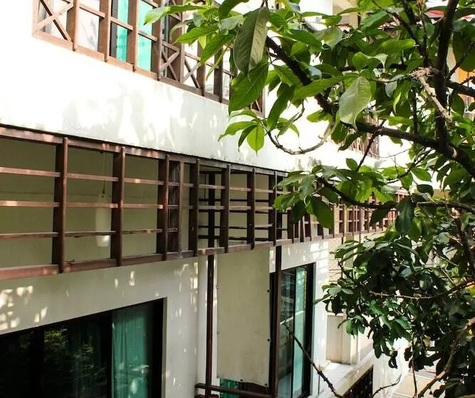 هتل Lamphu House Bangkok