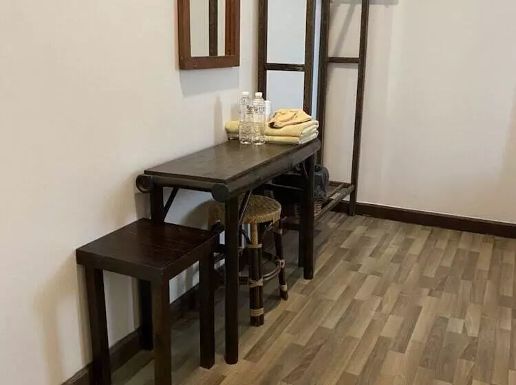 هتل Lamphu House Bangkok