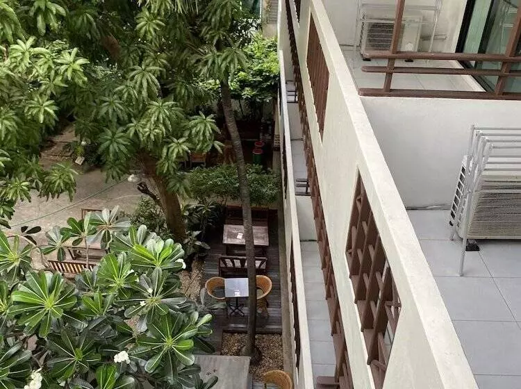 هتل Lamphu House Bangkok