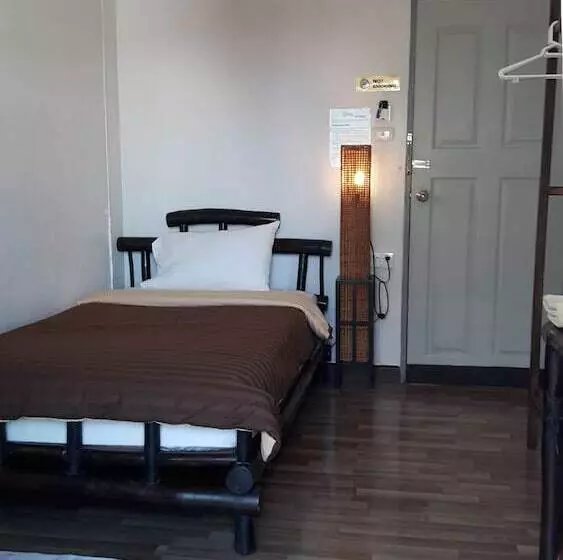 هتل Lamphu House Bangkok