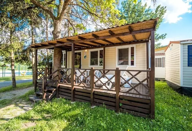 هتل Mobile Homes With Thermal Riviera Tickets In Terme čatež