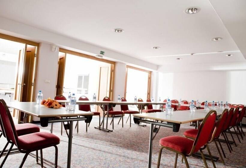 هتل Mobile Homes With Thermal Riviera Tickets In Terme čatež