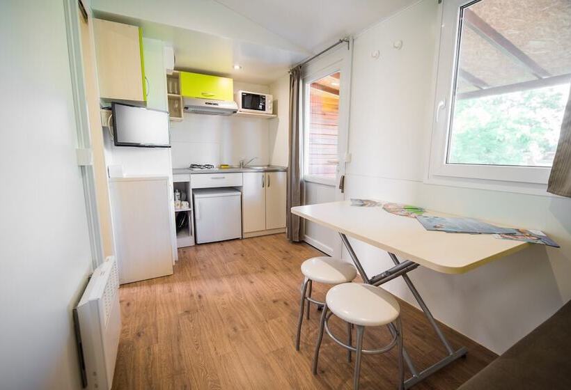 هتل Mobile Homes With Thermal Riviera Tickets In Terme čatež