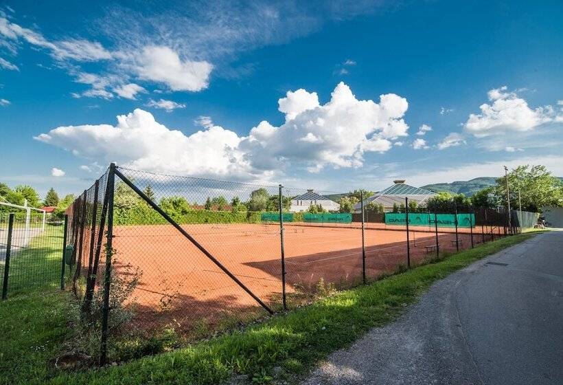 هتل Mobile Homes With Thermal Riviera Tickets In Terme čatež