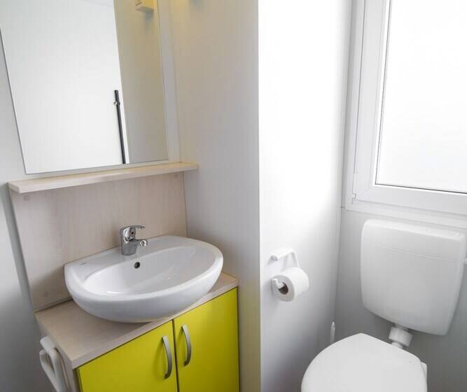 هتل Mobile Homes With Thermal Riviera Tickets In Terme čatež