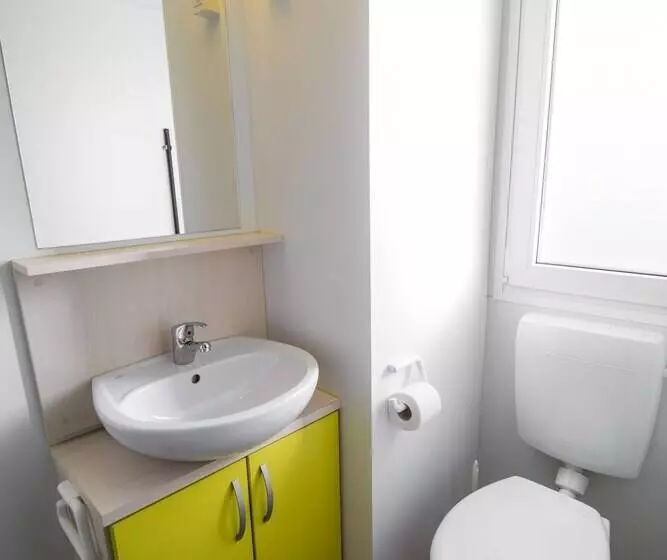 هتل Mobile Homes With Thermal Riviera Tickets In Terme čatež